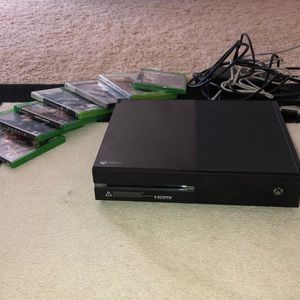 Xbox one console used a few times great condition